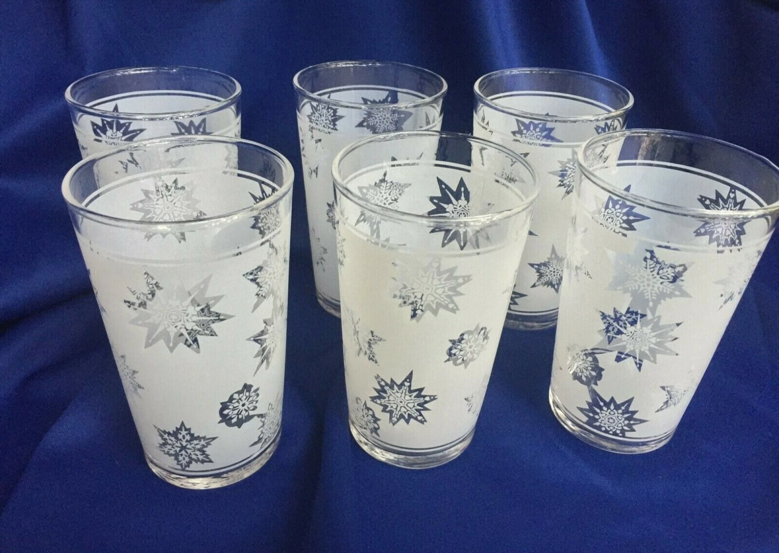 Frosted White Atomic Snowflake Federal Glass Tumblers Christmas 4 3 4"