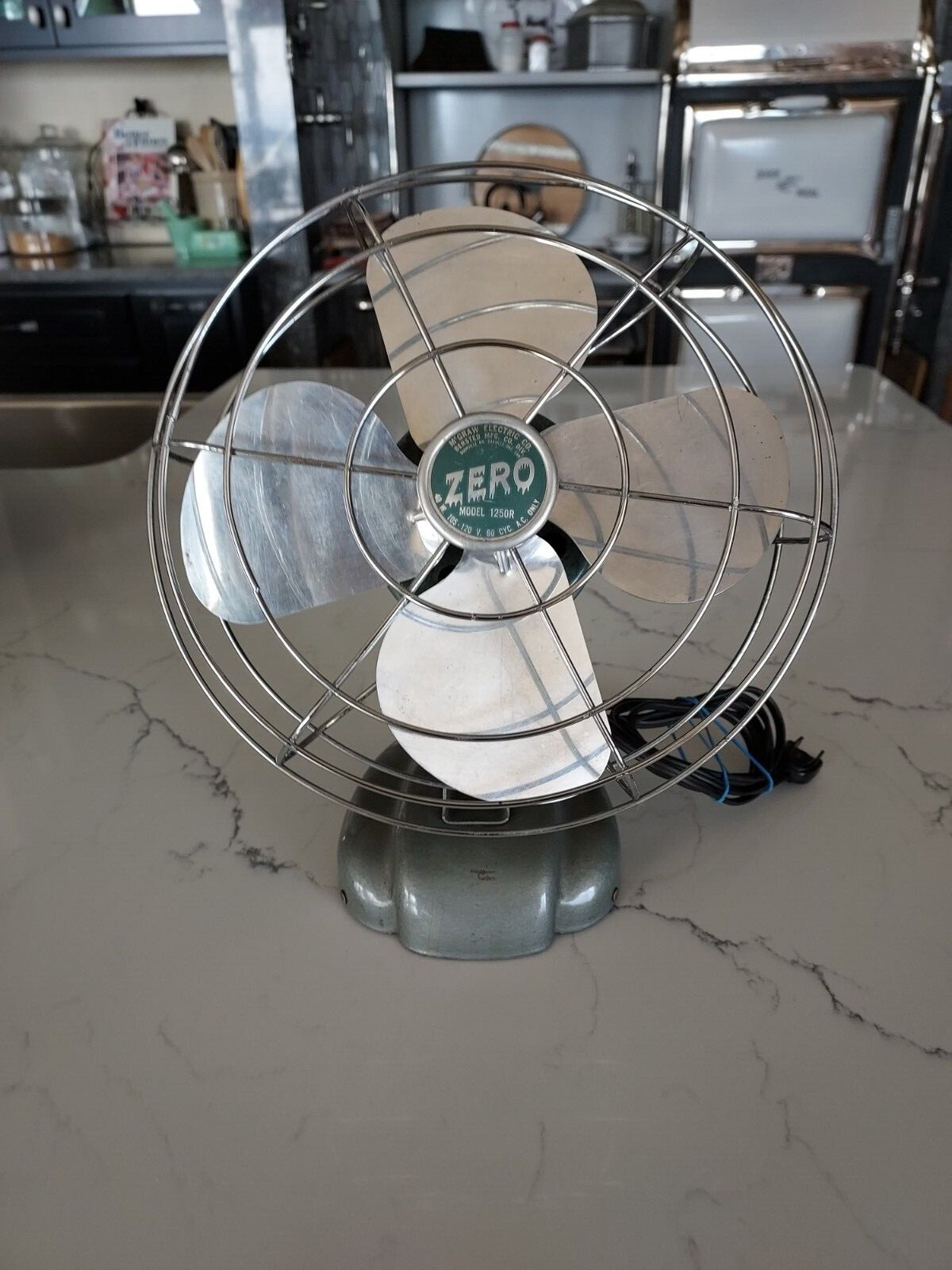 VINTAGE 1950s ART DECO MCGRAW/BERSTED “ZERO” ELECTRIC DESK OR WALL FAN  #1250R | eBay