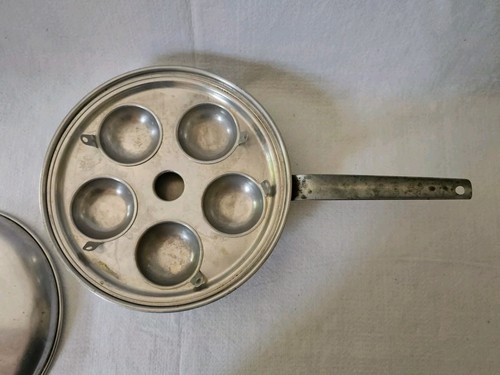 Vintage Wear-Ever Aluminum Egg Poacher 5 Eggs Pan with Lid MADE USA - Picture 3 of 13