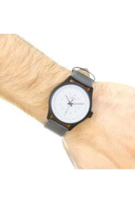 Montre Homme Limit Pilote Cadran Noir 40mm - Mouvement Quartz, Étanche 30m, Bracelet Toile - Neuve