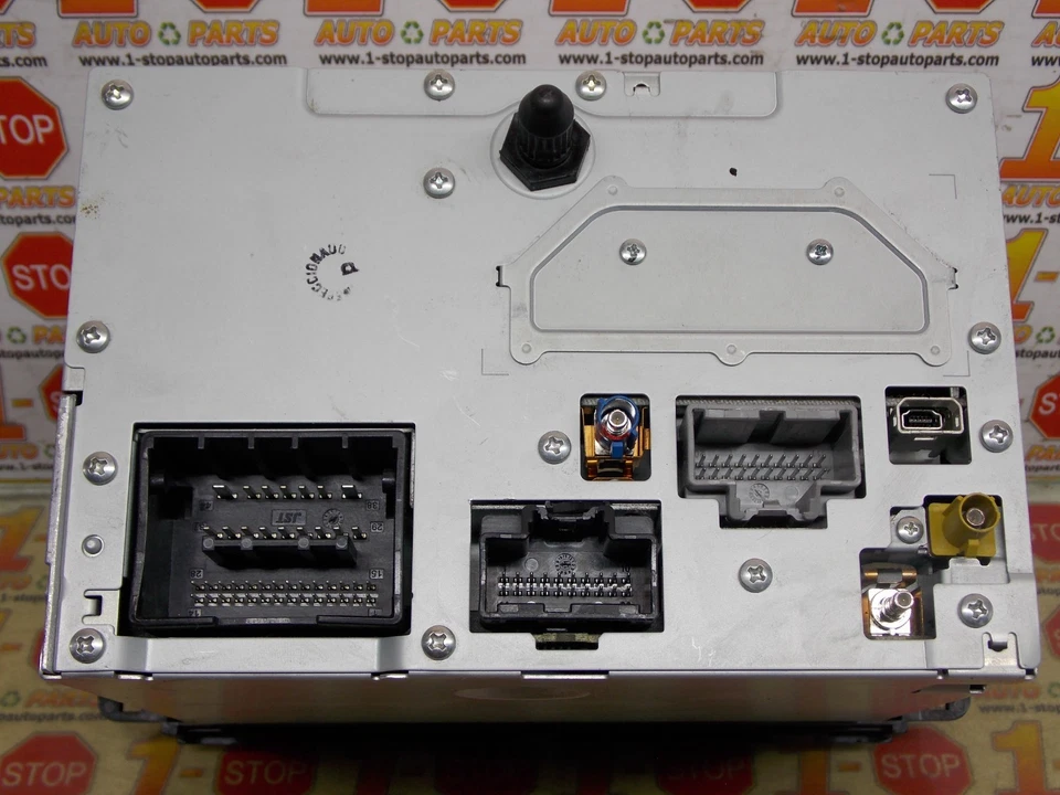 GMC YUKON 2013 radio navegación pantalla USB AM/FM XD reproductor de CD DVD 22923616 OEM Foto 4 de 4