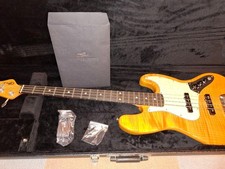 G&L EE. UU. JB Jazz Bajo Pantano Ceniza Llama Arce Superior Ébano Diapasón Limón