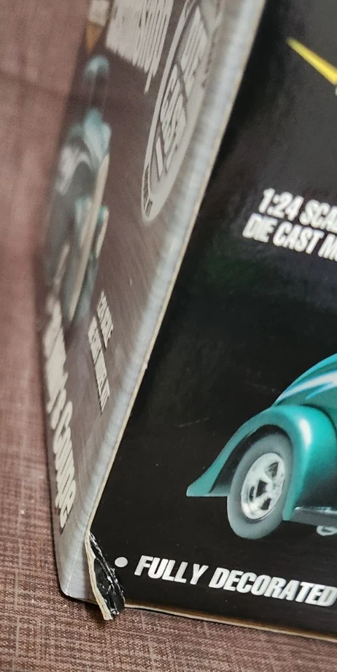 Ertl American Muscle’33 Willys Coupe 1:24 Scale Die Cast Metal Model Kit - New - Image 3 of 4