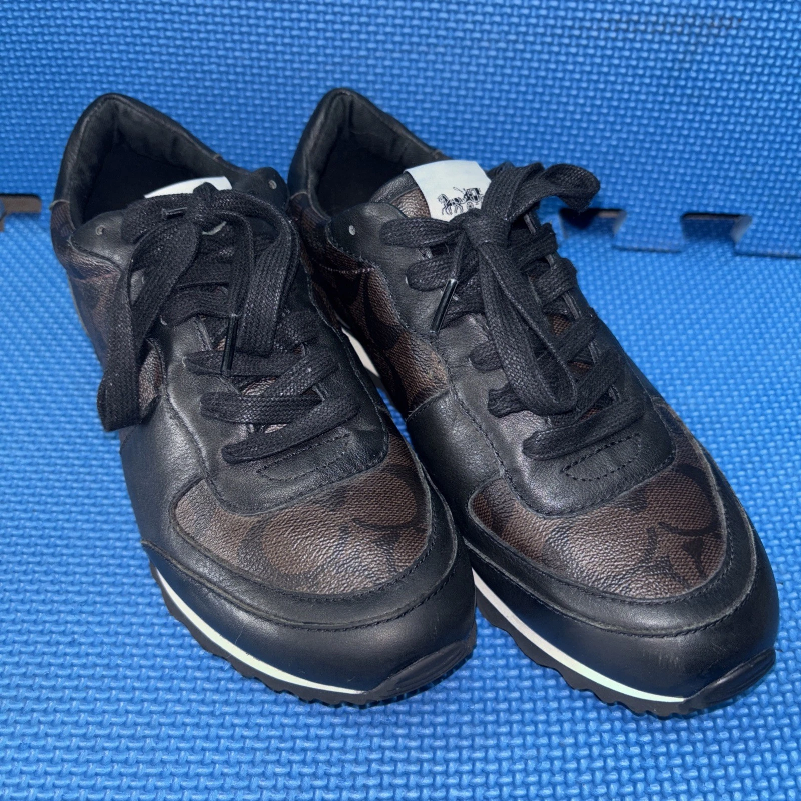 Scarpe sneaker Coach donna 8 stringate firmate rivestite tela marrone nero ottime condizioni