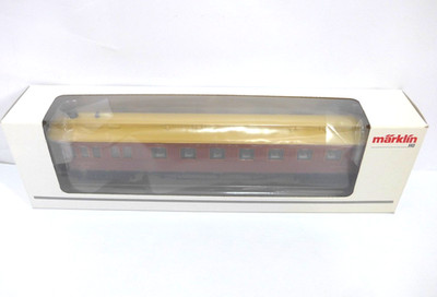 Märklin 42769 Speisewagen / Dining Car - neu