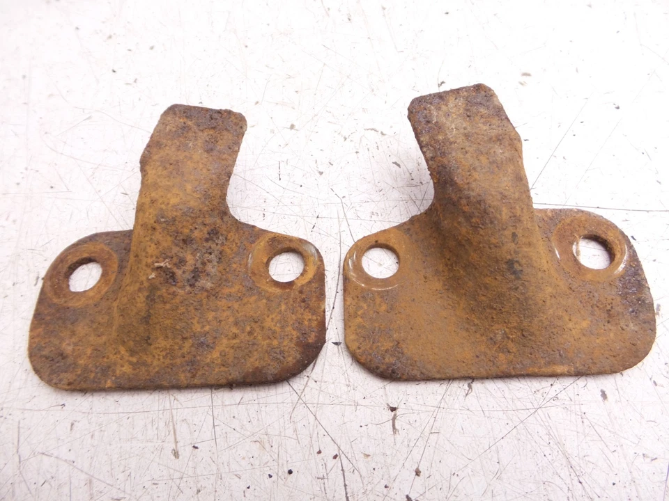 Soporte de riel de marco de cable de freno de estacionamiento de emergencia trasero Camaro Firebird 70-81 GM Foto 2 de 4