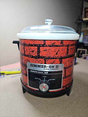 Vintage Phillips Crock Watcher Crock Pot, milk gladd & Red Bricks  3.5 Qt