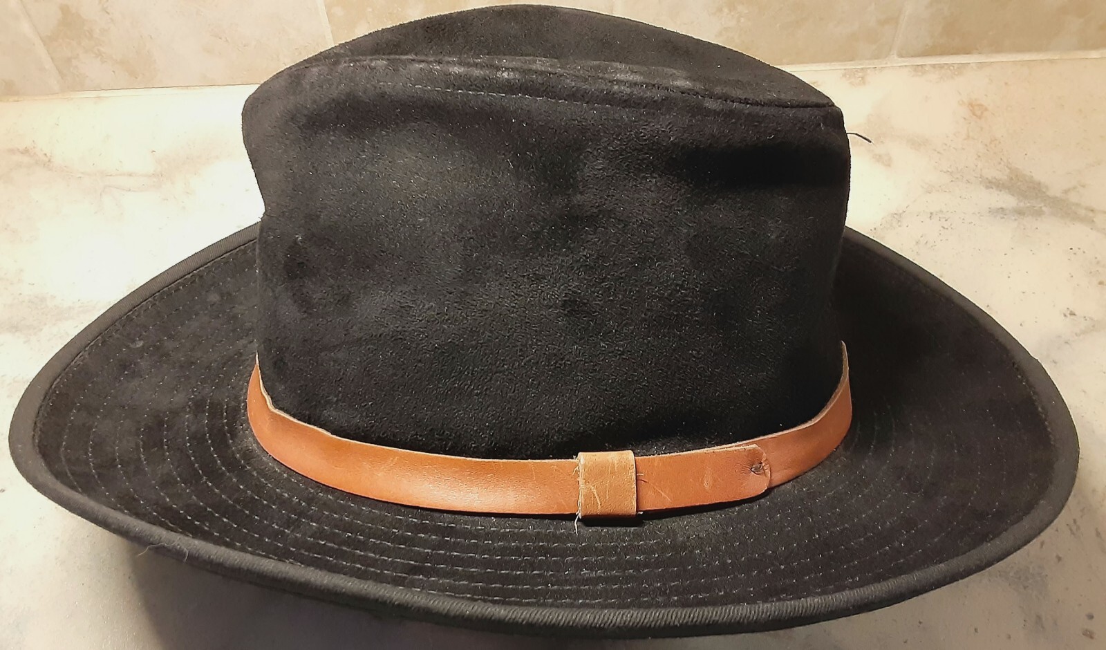 Women's Size M. 22" Suede Western Fedora HatDarcy Cr… Gem