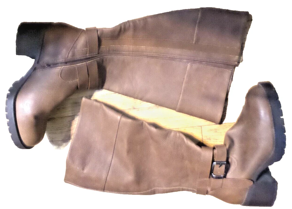 Torrid Knee-High Boots Brown Faux Leather Chunky Lug Buckle Full Side Zip 9.5 W - Image 3 of 4