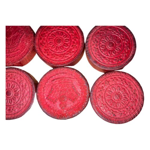 30 Wood Checkers Game Pieces Vintage 15 Red 15 Black - Picture 4 of 4
