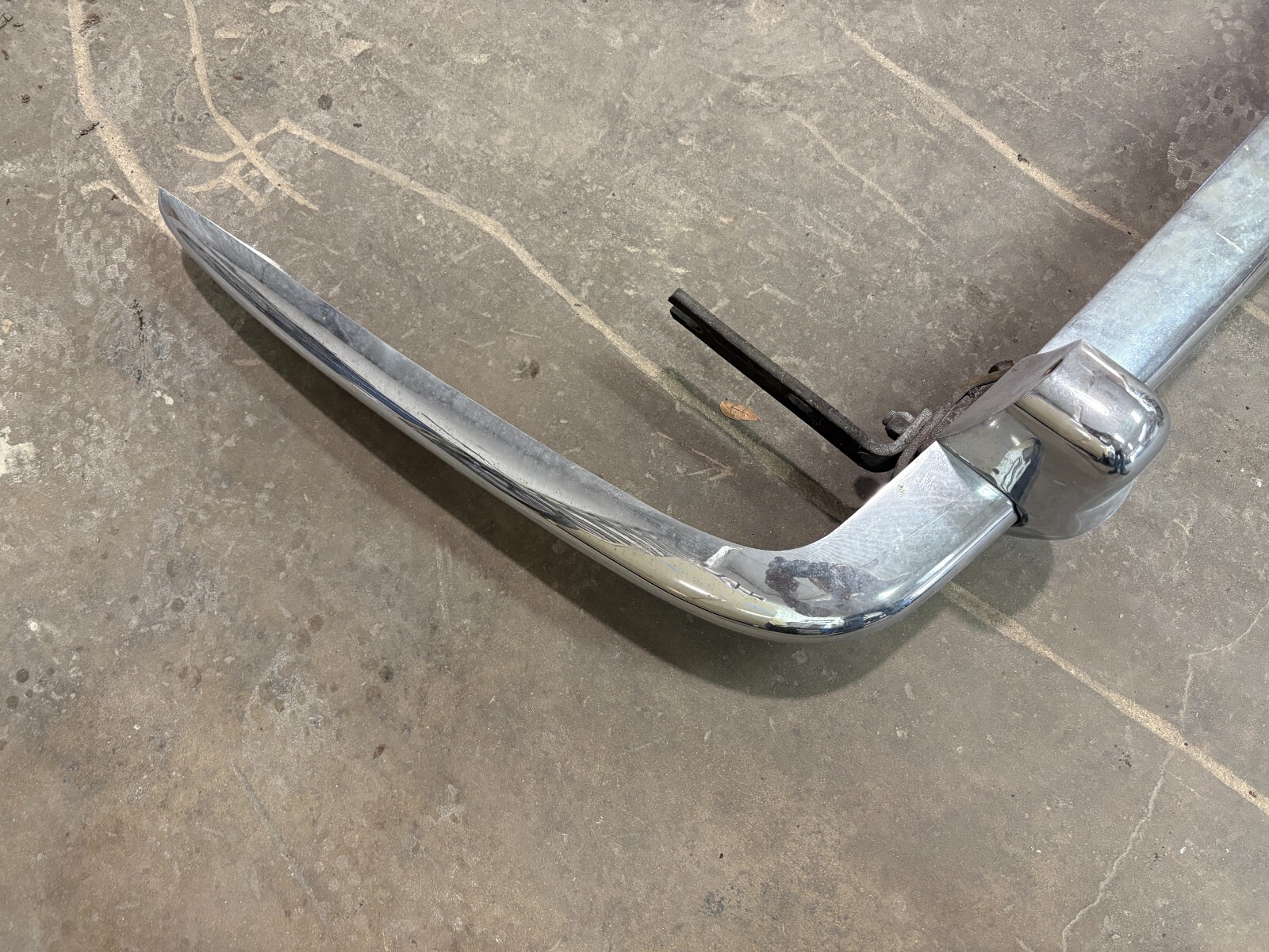 ROLLS ROYCE SILVER SHADOW GOOD USED  FRONT OR REAR BUMPER ASSY FROM  67 TO 73