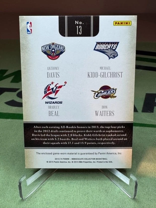 Parches usados de cuatro juegos Immaculate Collection 2013-14 Anthony Davis, Bradley Beal Foto 2 de 2