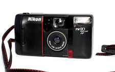 Nikon TW20 Quartz Date 35/55 mm Kamera Point ...