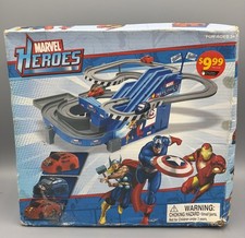 Marvel Heroes Race Track Set Battery Powered 2012 New in Box Sealed    NOS