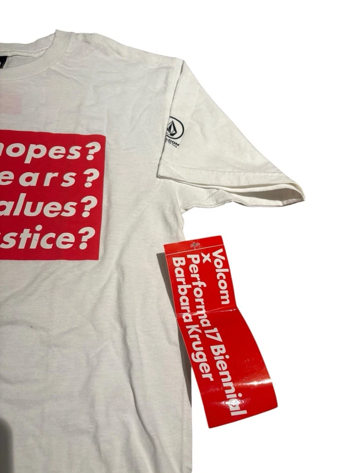 Barbara Kruger Volcom Performa 17 Biennial Red Box Logo T-Shirt SMALL New - Image 4 of 4