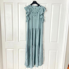  537 NWOT BCBGMAXAZRIA Flutter Sleeve Cutout Embroidered Maxi Dress Blue Sz L