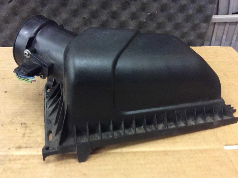 07-10 Sensor de flujo de aire de masa Ford Edge Delphi AF10140 CON TAPA DE FILTRO DE AIRE OEM Foto 2 de 2