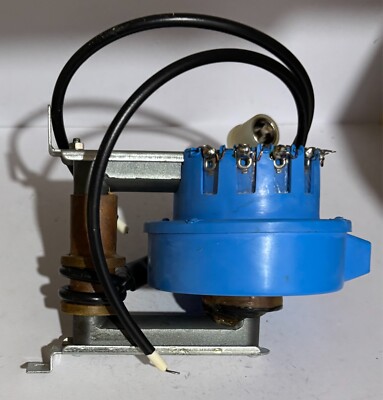 Elcom Color TV Flyback Transformer FT553 New-Old-Stock-Sharp Part No. X8FT644