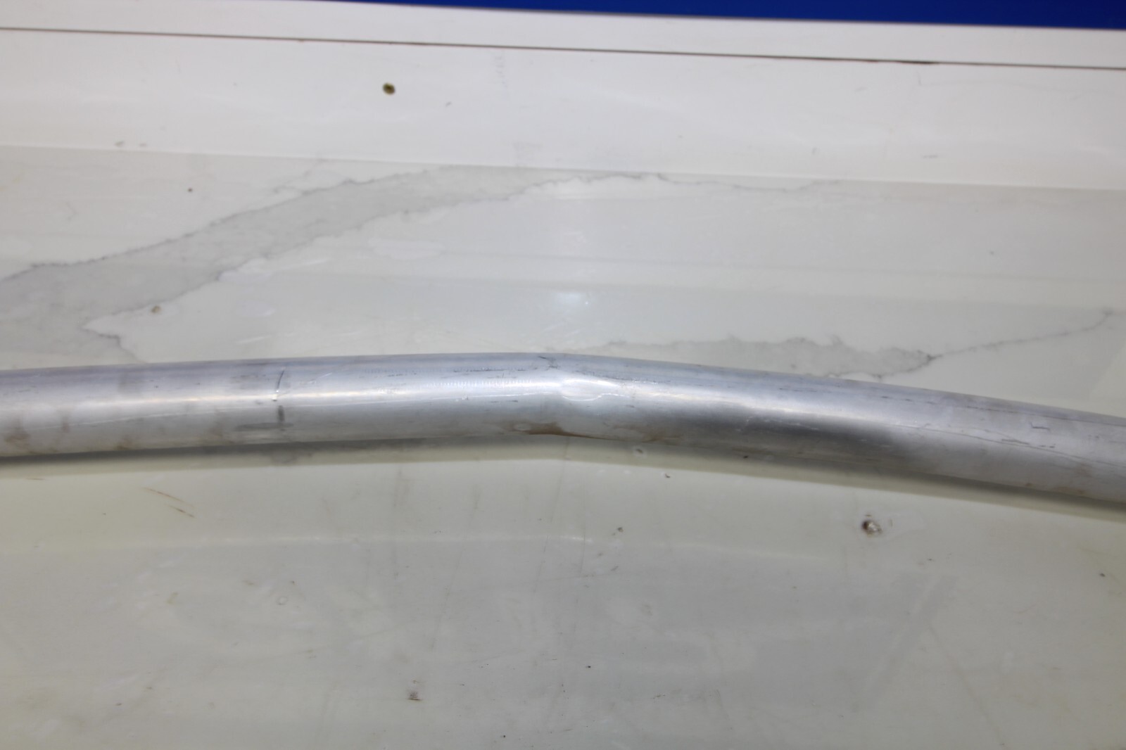 17-21 AUDI R8 V10 PLUS RWS OEM ENGINE COOLING COOLANT PIPE  4S0121400D GENUINE