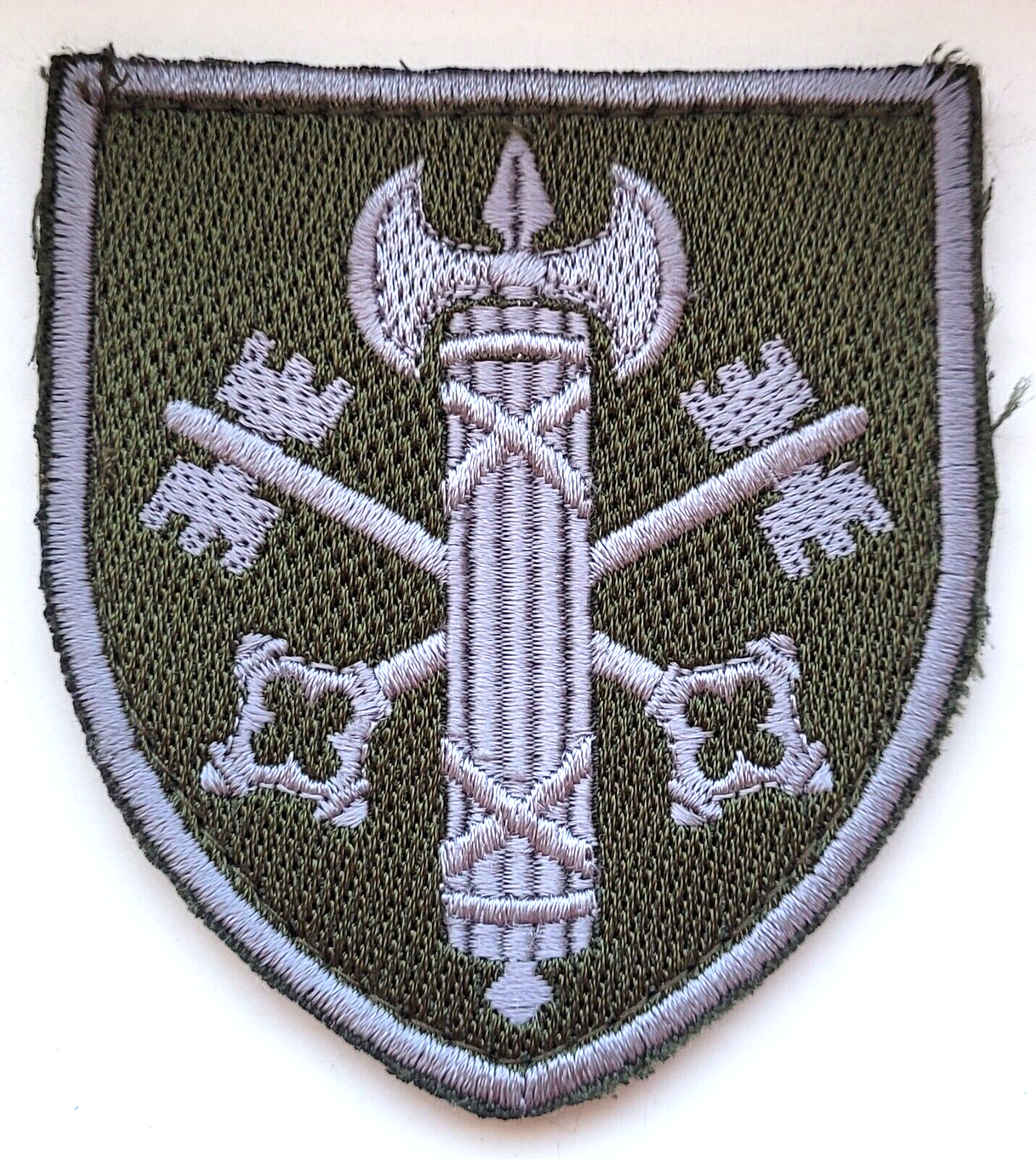 Picture 1 of 3