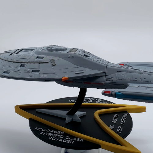 Star Trek Voyager 3D Printed Model -- 14" Detailed Collector's Replica Display - Video 1 of 1
