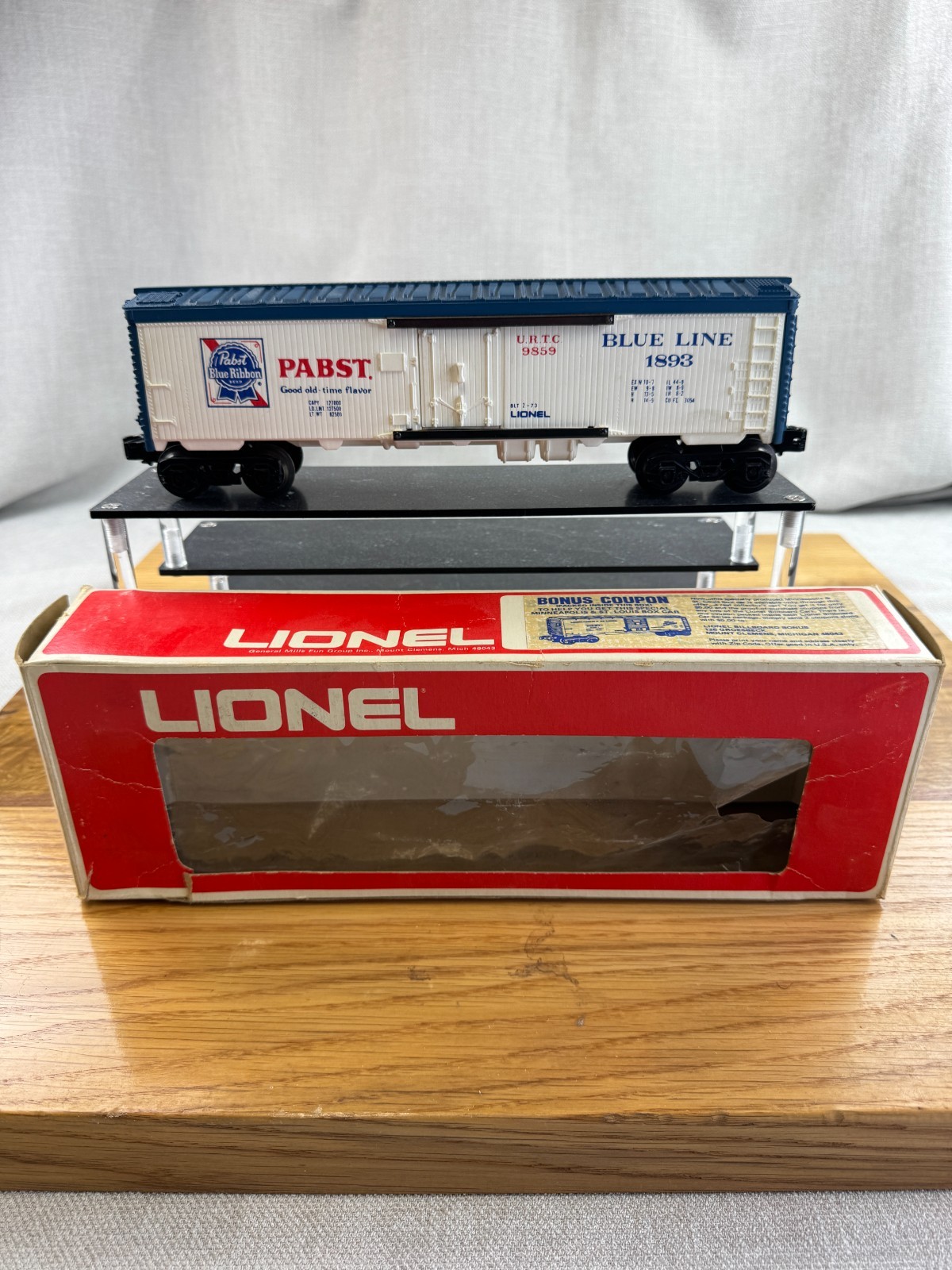 Click here to see eBay Auction