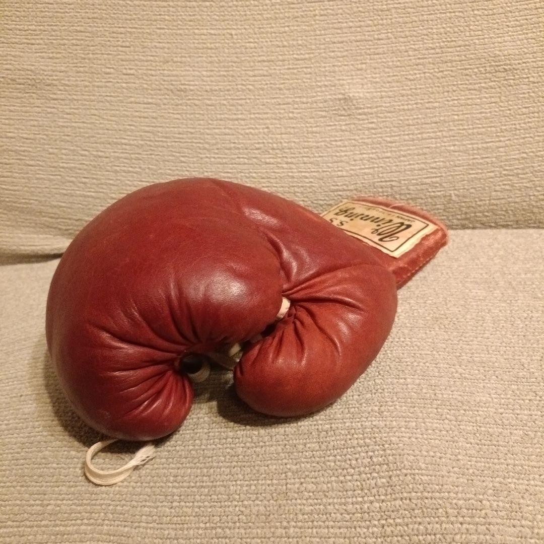Winning boxing gloves 8oz Old Logo Vintage Model FP-700P Red Used