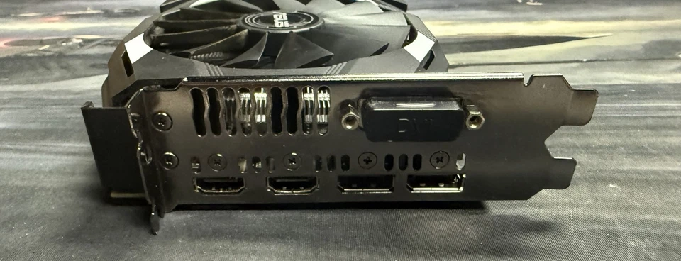 ASUS AMD Radeon DUAL RX 580 4GB GDDR5 Graphics Card - Tested working - Image 3 of 4