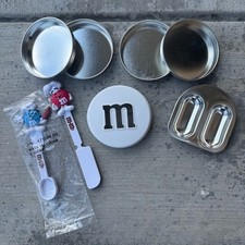 Vintage M M's Collectible Kitchen Lot   Mini Tins  Chef Spatulas