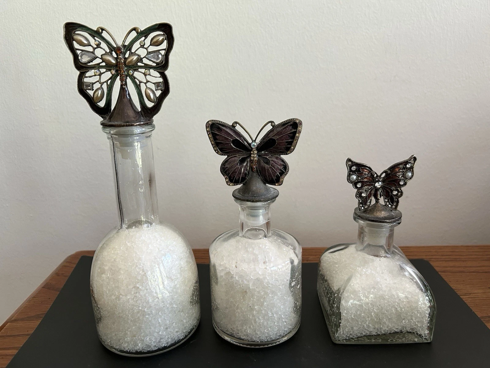 3 Clear Glass Bottle Jars Beautiful Enameled Butterfly Metal Cork Stoppers
Opens in a new window or 