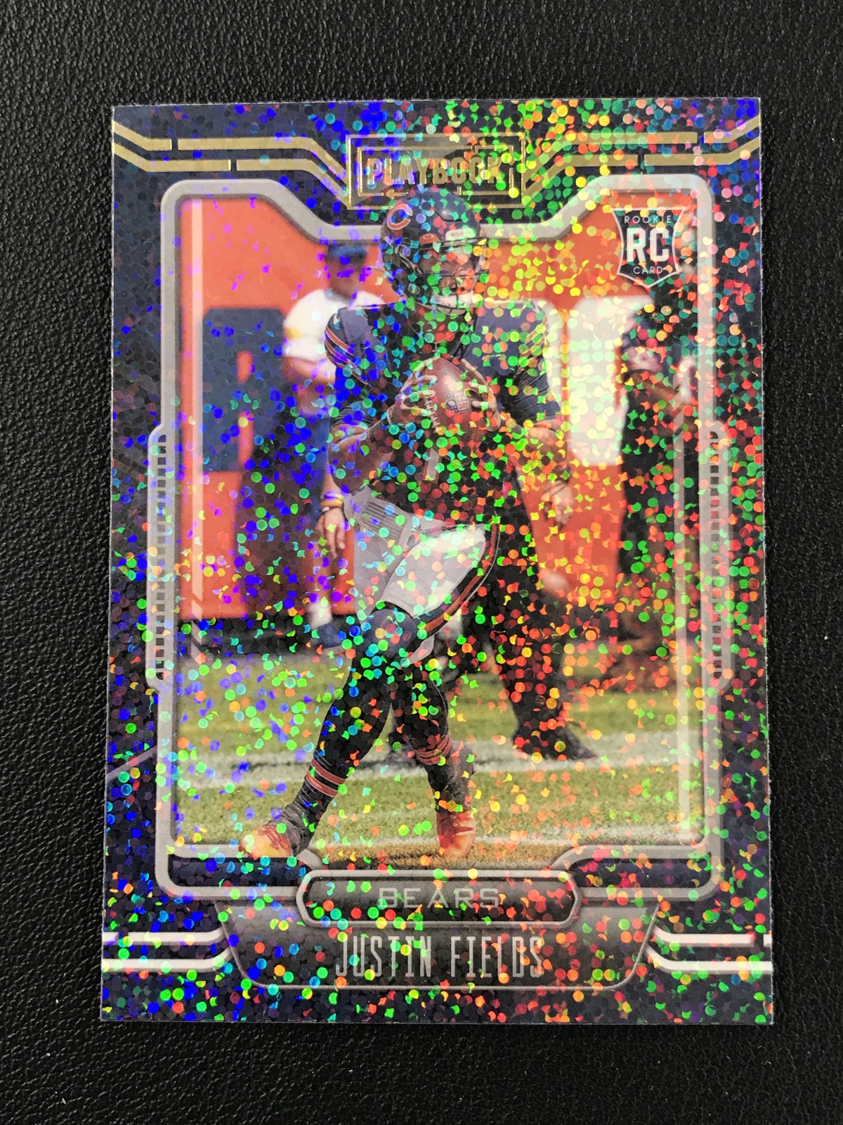 2021 Panini Playbook #108 Justin Fields Chicago Bears Sparkle RC