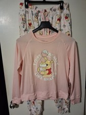 Disney Winnie The Pooh Women's Pajama Set Medium Very Soft Material New W/ Tags