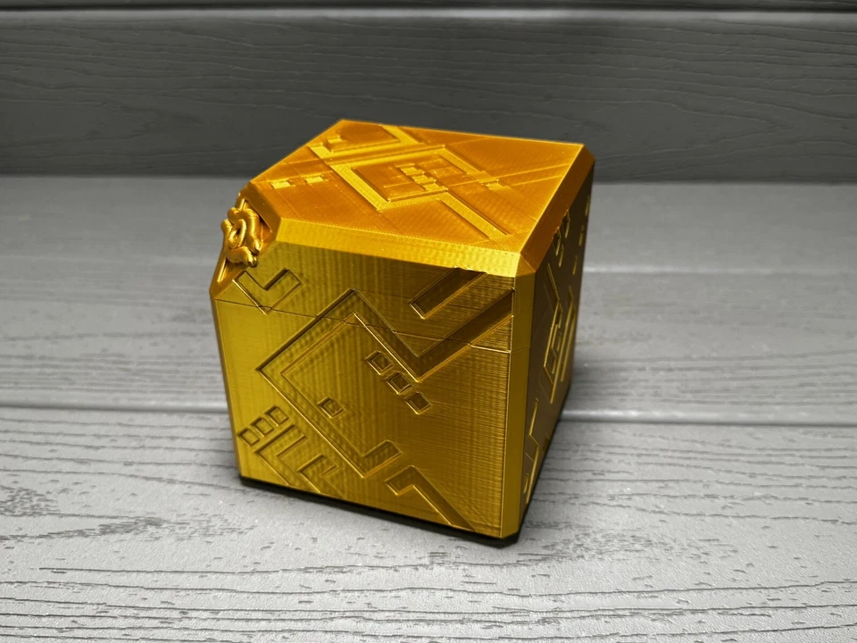 YuGiOh! Millennium Cube Deck Box - DORADO MTG - Imagen 2 de 4