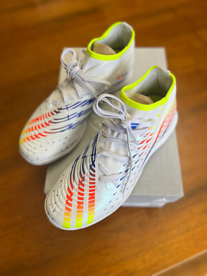 Adidas Predator Edge.3 Mens 7.5 Womens 8.5