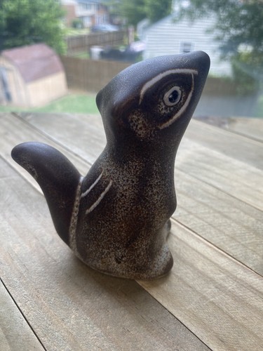 Pigeon Forge Pottery Chipmunk firmato D Ferguson 1979 - Foto 5 di 13