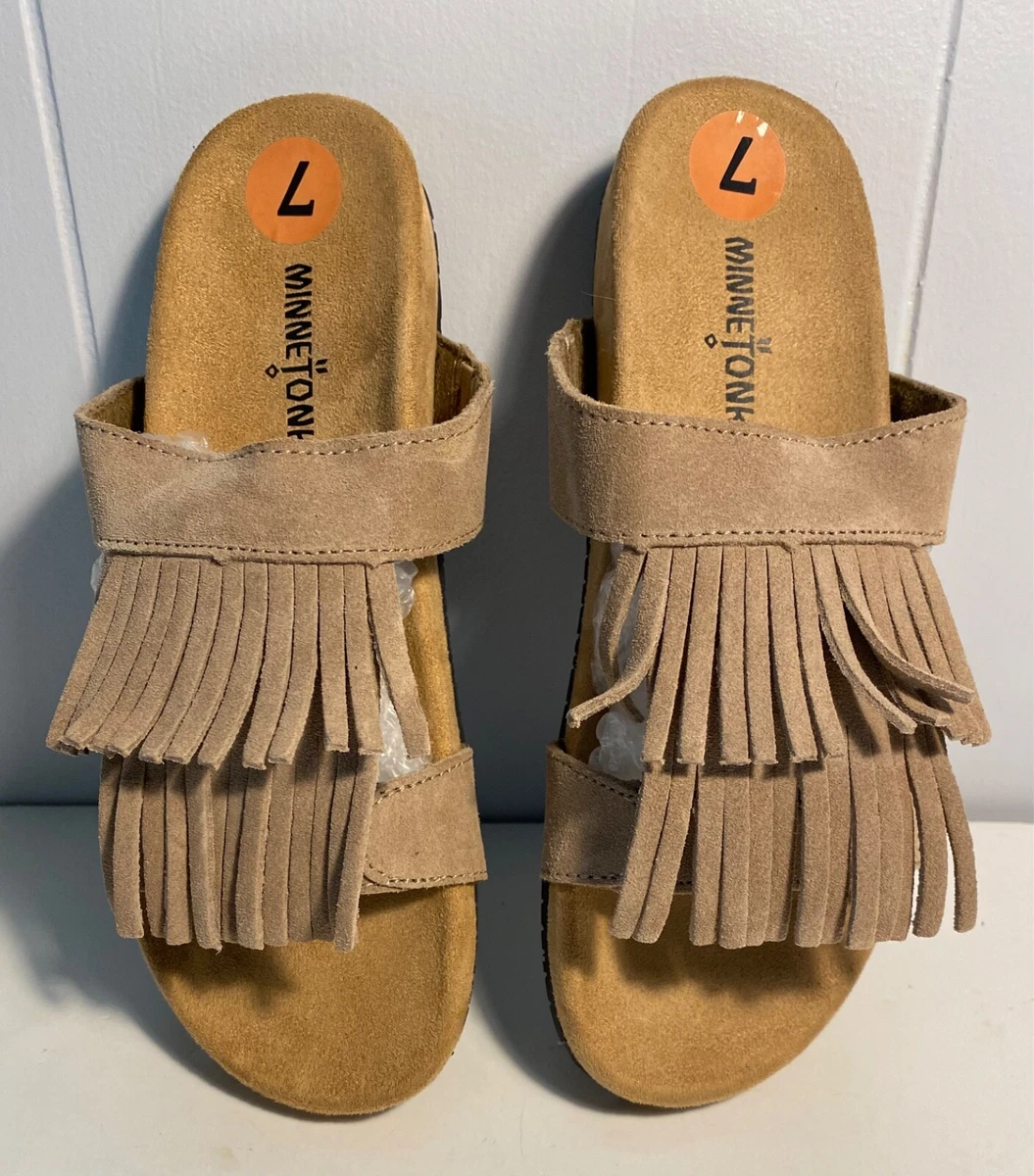 NEW Minnetonka Daisy Taupe Tan Suede Leather Fringe Slide Sandals Size 7