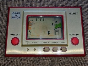 【Operation Confirmed】 Nintendo Game & Watch Gold Helmet Game Watch
