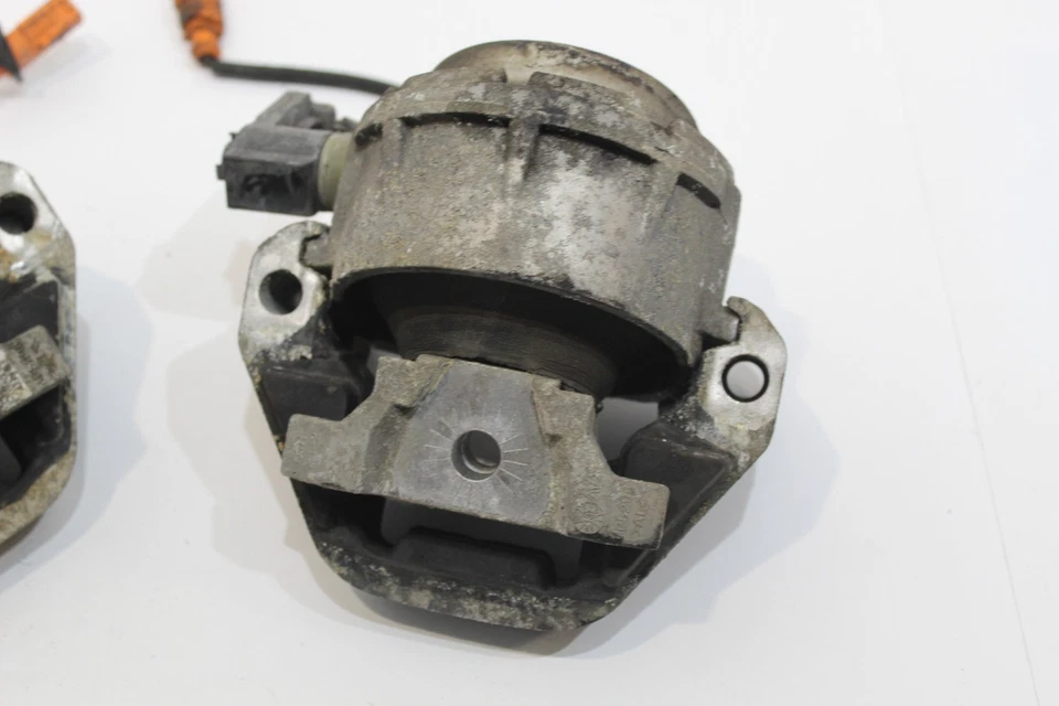 Par de soportes hidráulicos motor Audi A6 Allroad 4G C7 3.0TDi V6 4G0199381LG 4G0199381LH Foto 2 de 4