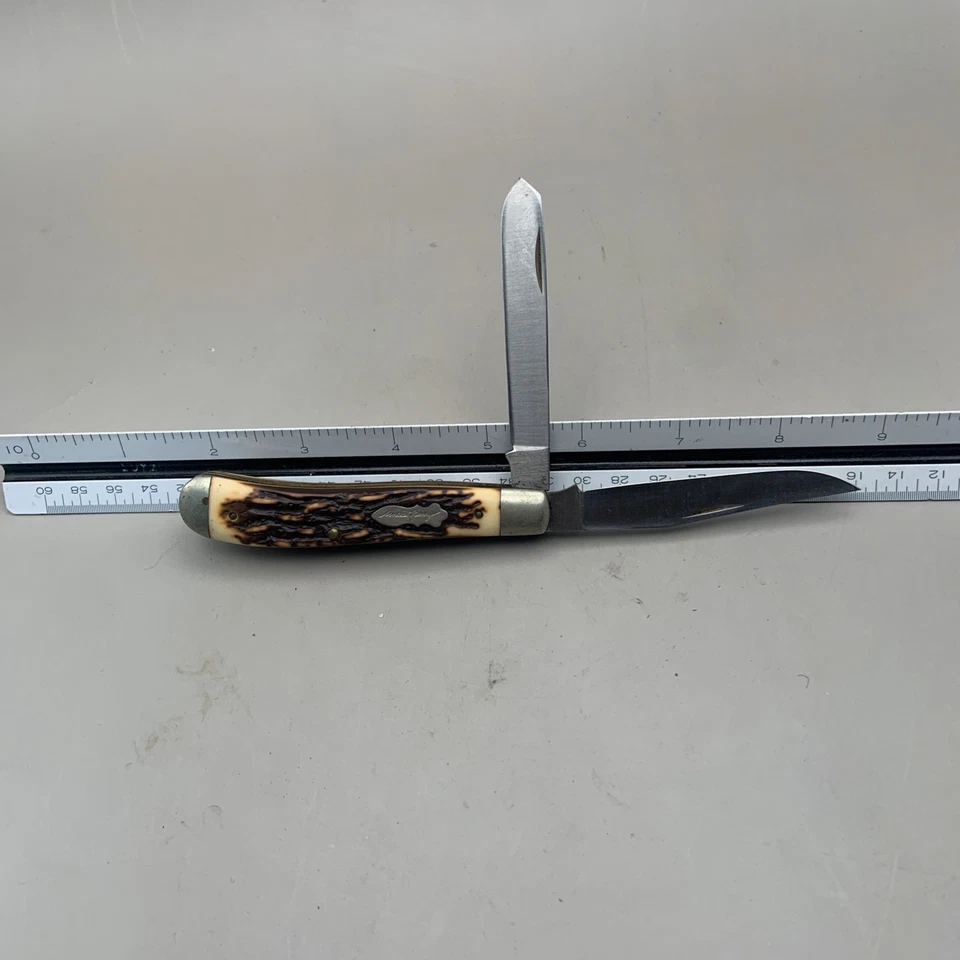 Navaja de bolsillo Schrade + EE. UU. Tío Henry 285UH Trapper USADA 2 HOJAS Foto 3 de 4