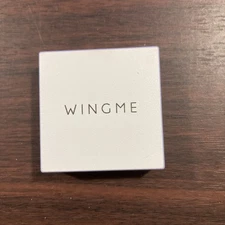 Wingme Cosmetics Ambitious Eyeshadow Duo •Berry & Crushed Champaign • 0.08 Oz