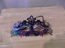 METAL MARDI GRAS CARNIVAL LADIES MASK - HALLOWEEN - RHINESTONES - NWT