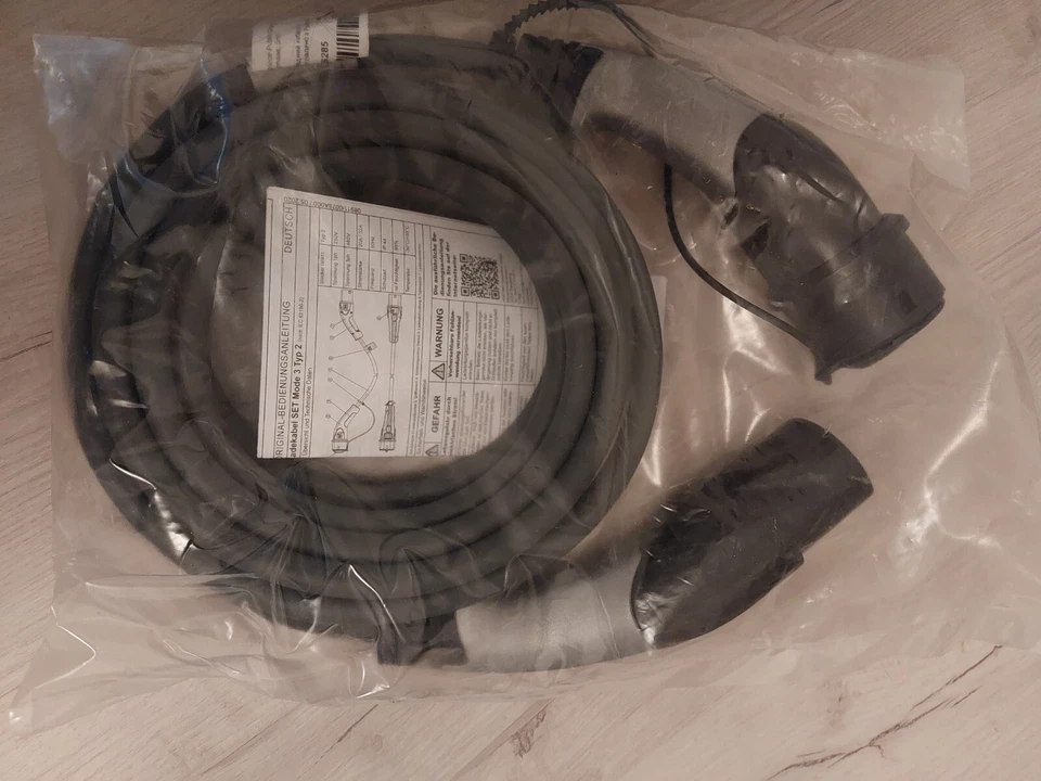 BMW Ladekabel von HARTING 32A 250V 1 phasen IP44 Typ 2 (Länge :5m)NEU  - Bild 2 von 3