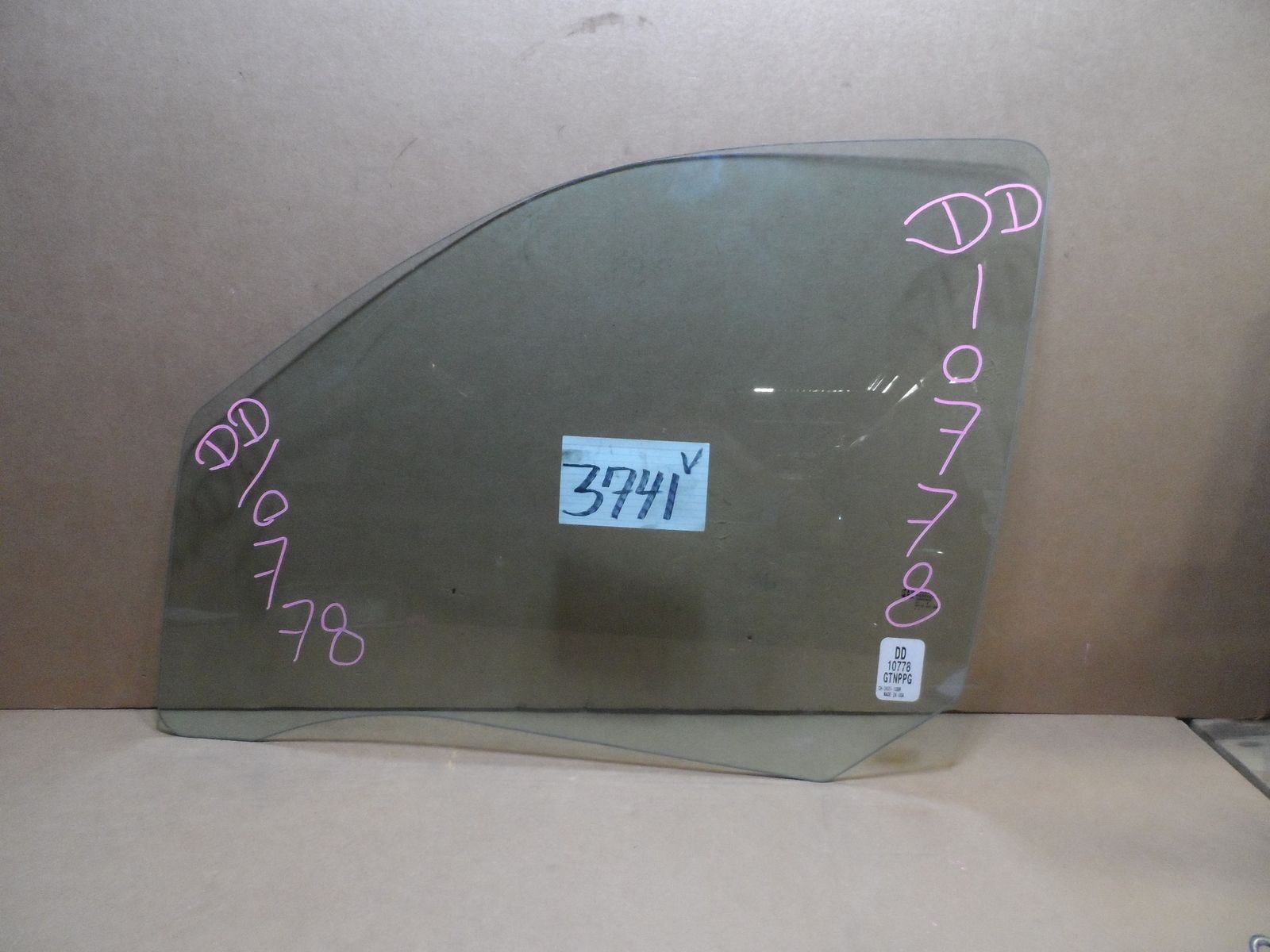 05 06 07 08 09 10 Dodge Dakota FRONT DRIVER Side Used Door Glass Window #3741-V