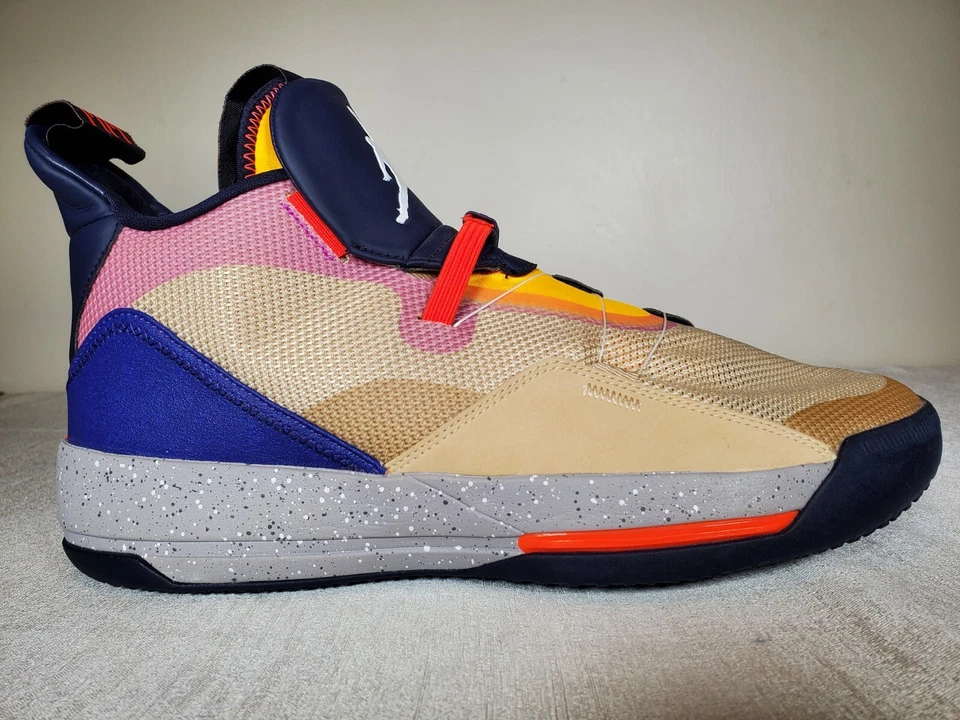 耐克 Air Jordan 33 Visible Utility Desert Ore 白色黑色 ACG 男式 US 12 全新 — 第 2/4 张图片