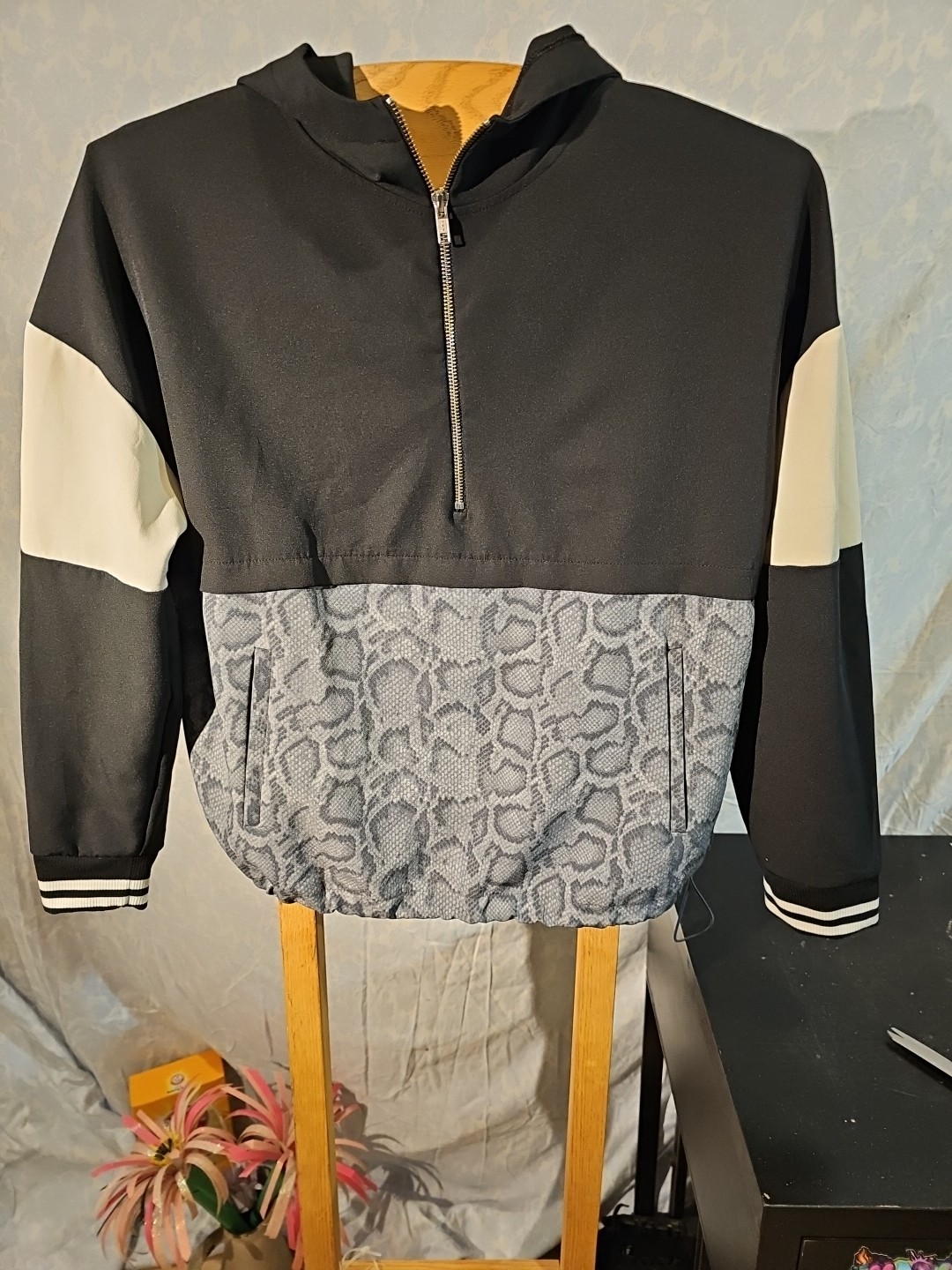 Womens Avia Pullover Half Zip Pullover  Hoodie - image 1