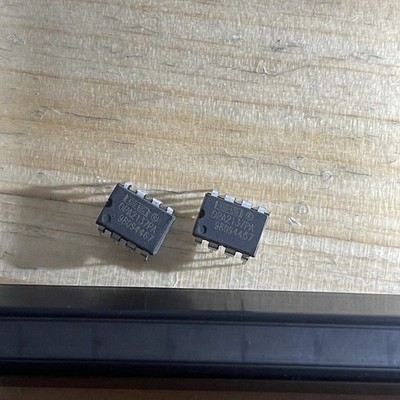 New OPA2137PA Low Cost FET-input Amplifier PDIP8 x 1pc #am