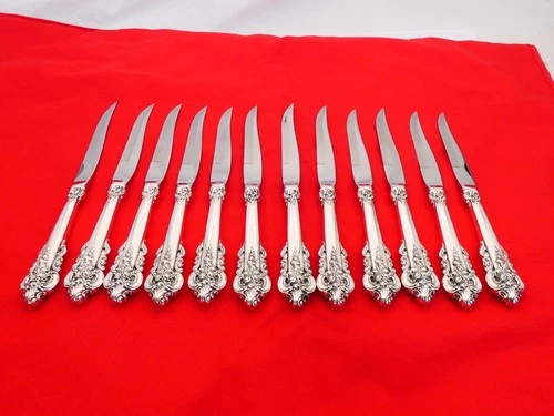 Set of 12 Wallace Sterling Silver Grande Baroque Steak Knives XG-3