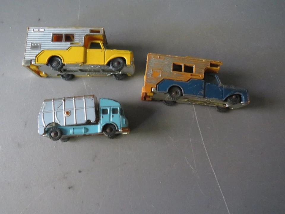 LOTE DE 3 HUSKY JOB Foto 2 de 4