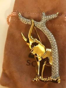 Authentic Vintage SWAROVSKI Marked With Swan Mark Gold Plated SCS Crystal Elephant Brooch