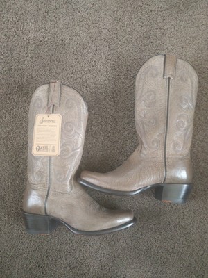 gray cowgirl boots